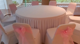 Meja-Bulat-Pink.jpg