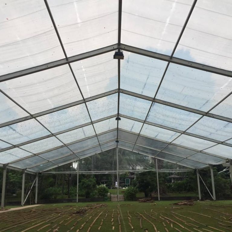Tenda Transparan