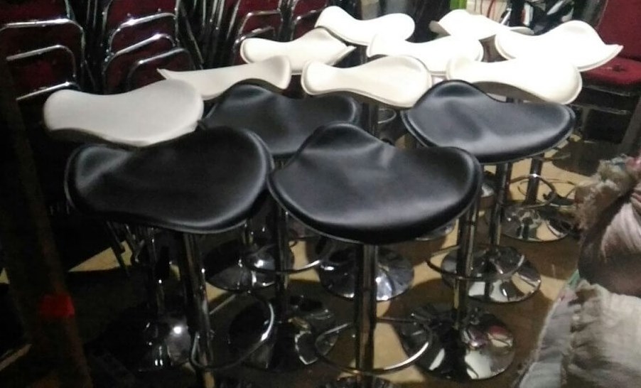 Sewa Kursi Barstool: Harga Murah Pilihan Lengkap Se-Jabodetabek TLP/WA 082113034008